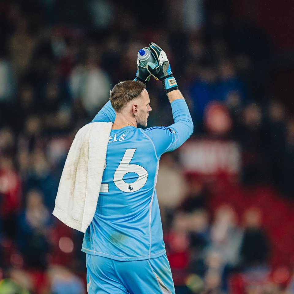 阿森纳险胜奥地利,本泽马刷新纪录 阿森纳险胜奥地利,本泽马刷新纪录