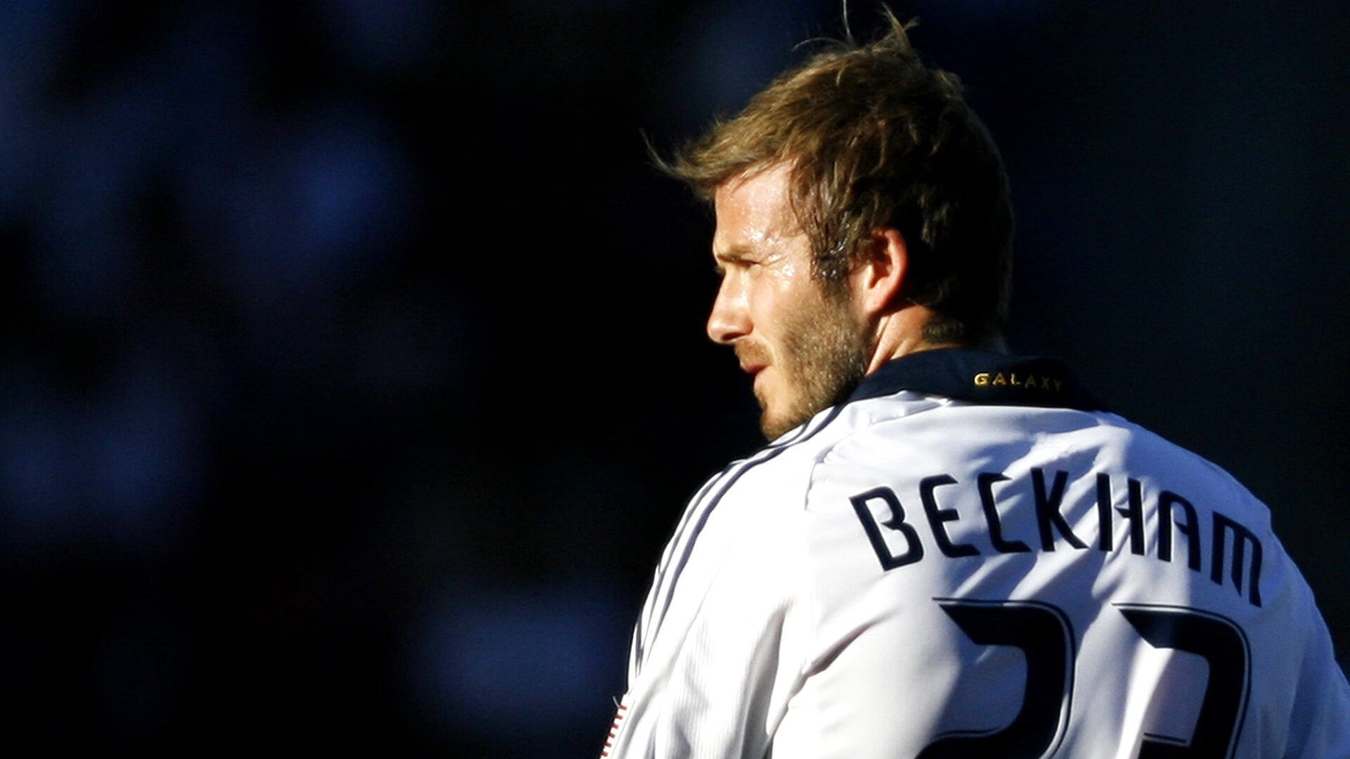 北欧铁骑与非洲雄鹰的冰火对决，凯塞多如何在F1新赛季揭幕战中接管比赛